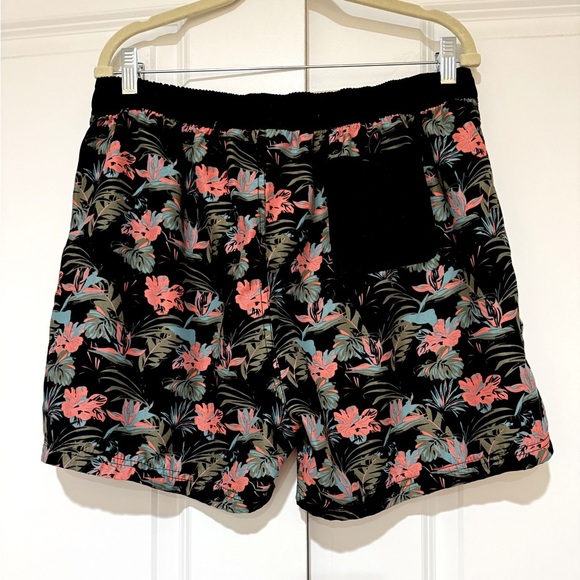 Burnside Men's Swim Shorts Sz XL LIKE NEW - Picture 3 of 3